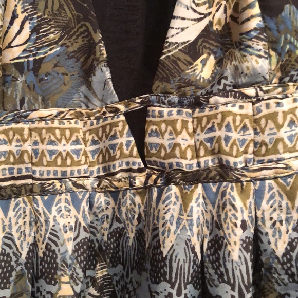 Free People tank blouse. Super cute! Size S. - Picture 6 of 7